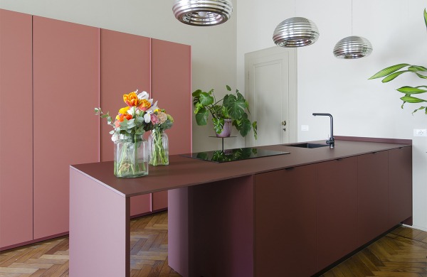 MODOO Kitchen, FENIX Rosso Jaipur and Arpa Rosa Shade surfaces